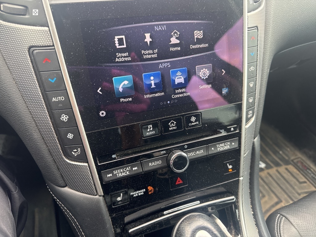 Used 2015 INFINITI Q50 Premium with VIN JN1BV7AR2FM421397 for sale in Moorhead, Minnesota