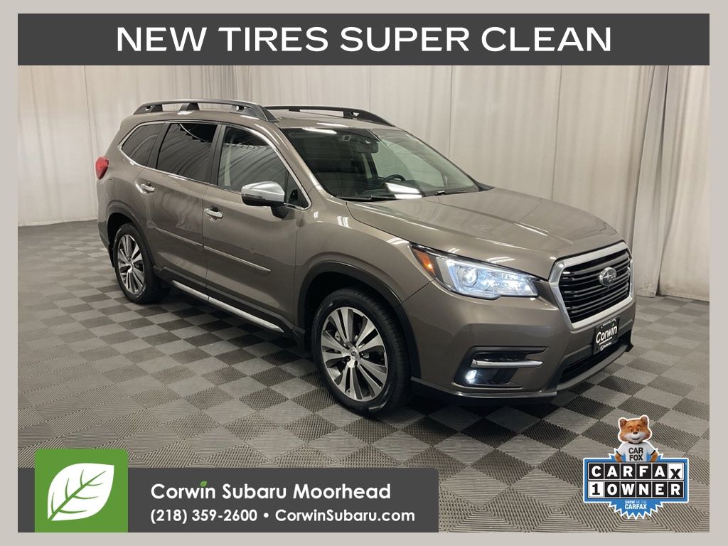 2022 Subaru Ascent Touring's photo