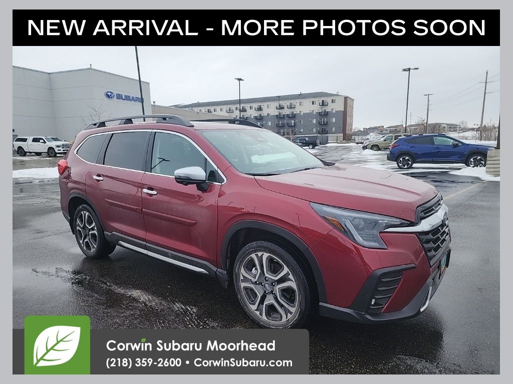 2023 Subaru Ascent Touring's photo