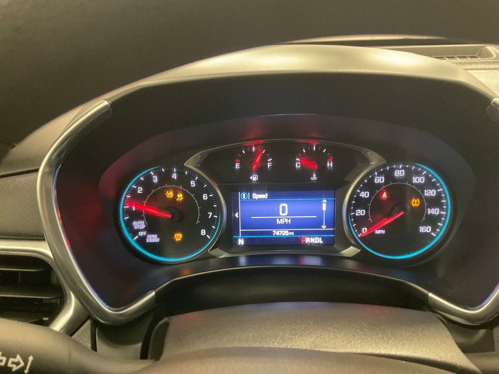 Used 2019 Chevrolet Equinox LT with VIN 2GNAXUEV9K6129481 for sale in Moorhead, Minnesota