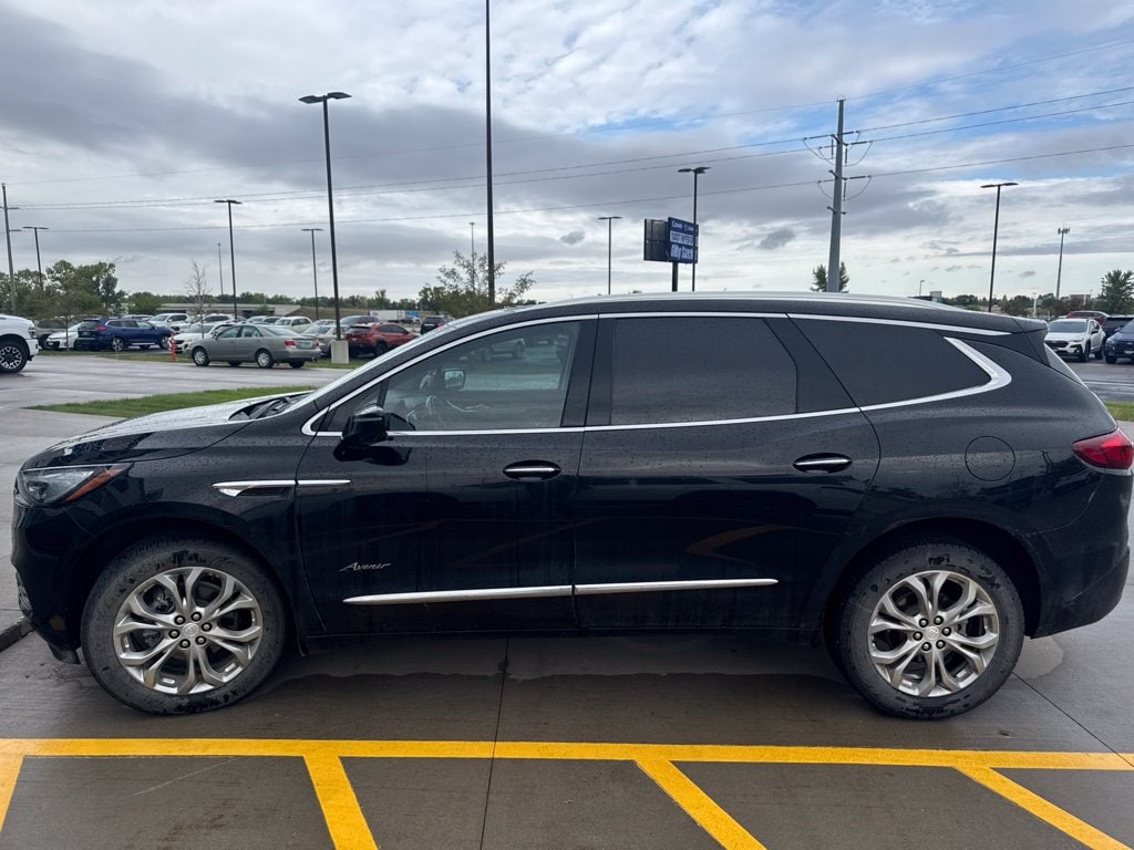 Used 2021 Buick Enclave Avenir with VIN 5GAEVCKW9MJ155464 for sale in Moorhead, Minnesota