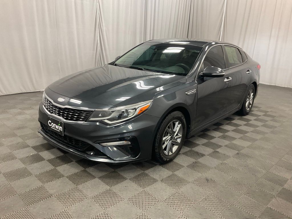 2019 Kia Optima LX S photo 4