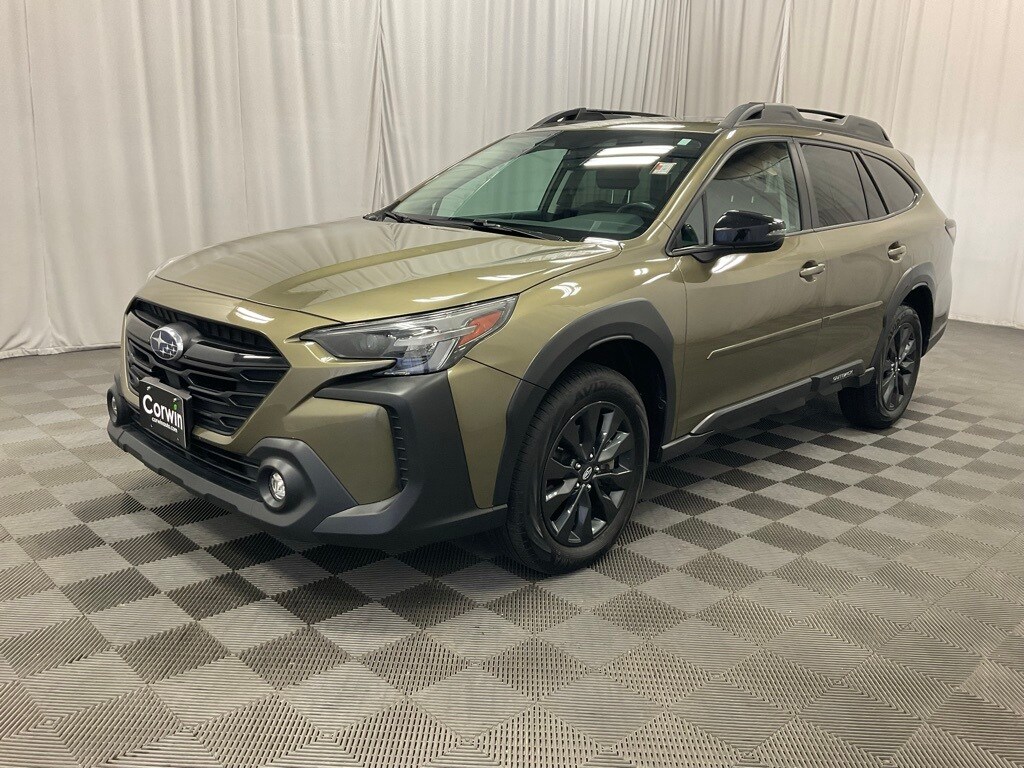 2023 Subaru Outback Onyx Edition photo 2