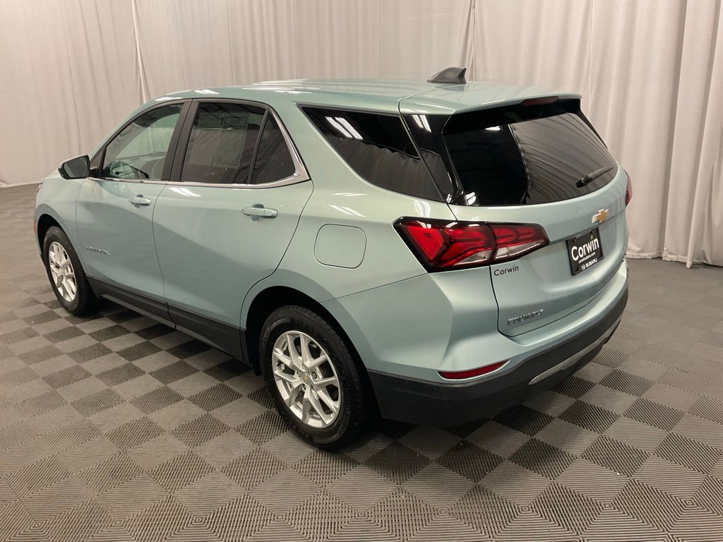 Used 2022 Chevrolet Equinox LT with VIN 2GNAXUEV2N6141279 for sale in Moorhead, Minnesota