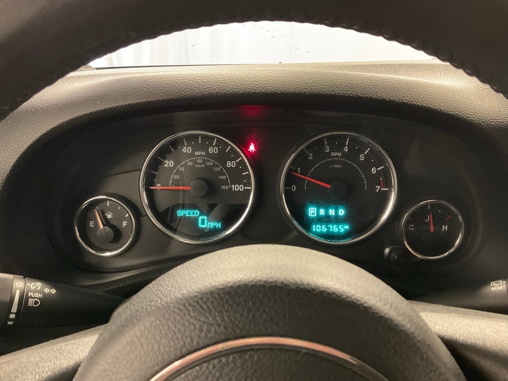 Used 2015 Jeep Wrangler Unlimited Sport with VIN 1C4BJWDG4FL638727 for sale in Moorhead, Minnesota
