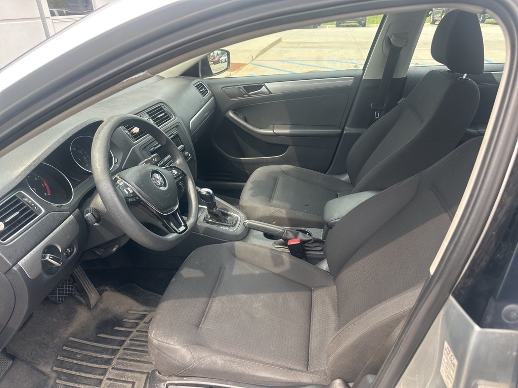 Used 2015 Volkswagen Jetta SE with VIN 3VWD17AJ5FM258595 for sale in Moorhead, Minnesota