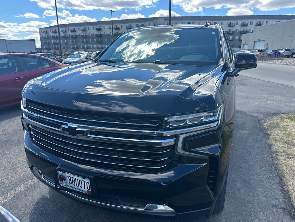 Used 2021 Chevrolet Tahoe LT with VIN 1GNSKNKD2MR246234 for sale in Moorhead, Minnesota