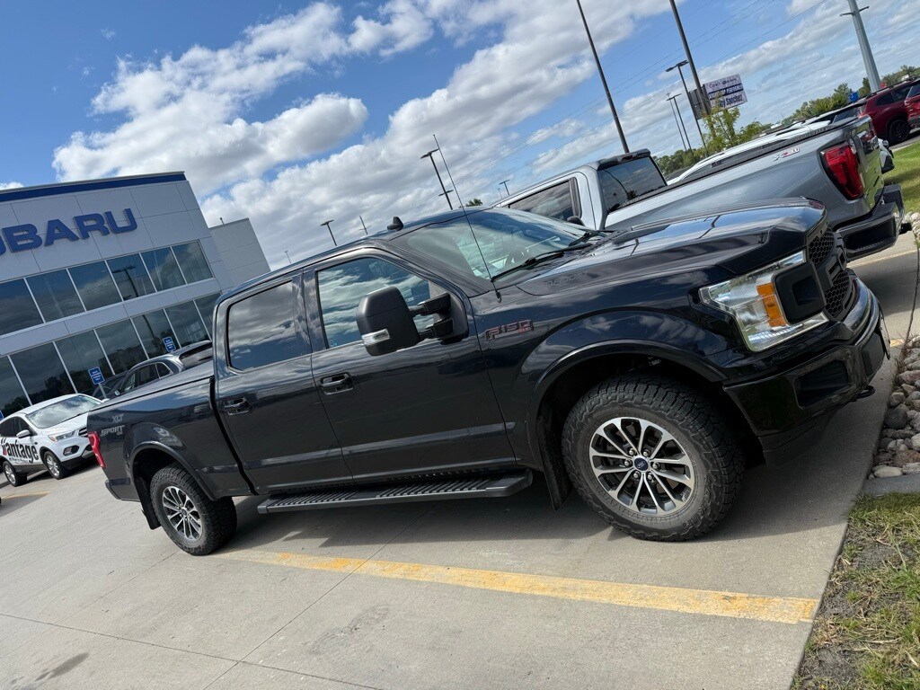 2018 Ford F-150 XLT photo 2