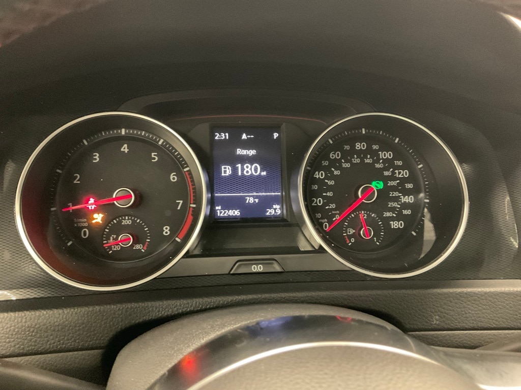 Used 2015 Volkswagen Golf GTI SE with VIN 3VW4T7AU7FM059875 for sale in Moorhead, Minnesota