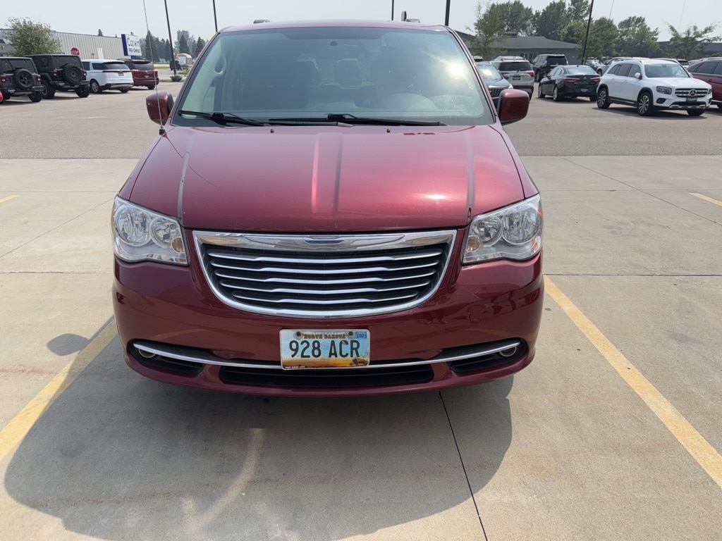 Used 2015 Chrysler Town & Country Touring with VIN 2C4RC1BG8FR610242 for sale in Moorhead, Minnesota