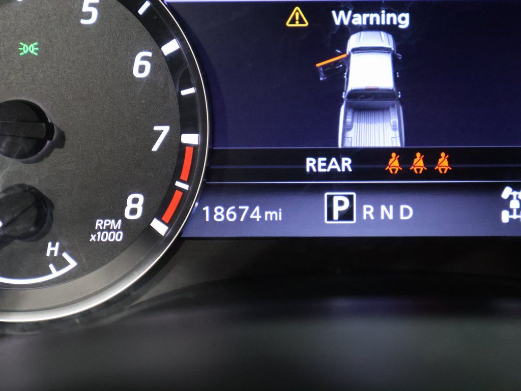 2024 Nissan Frontier SV photo 2