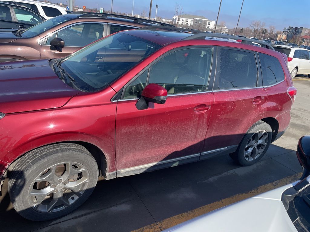 2016 Subaru Forester Touring Premium photo 4