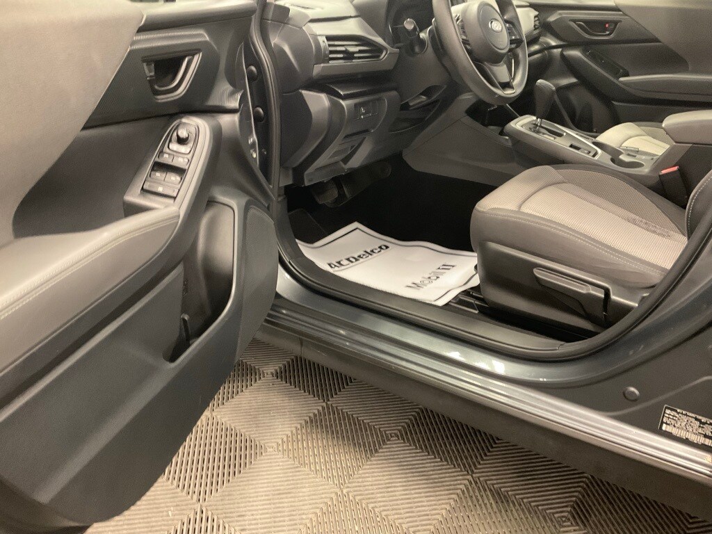2024 Subaru Crosstrek Premium photo 4