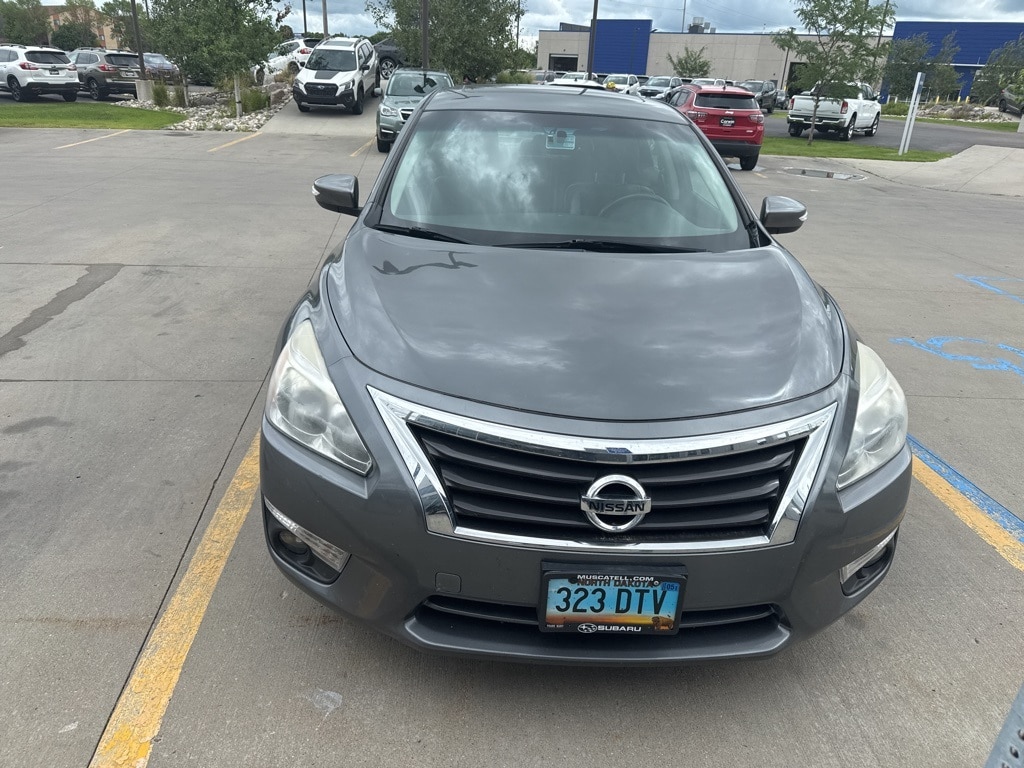 Used 2015 Nissan Altima SL with VIN 1N4AL3AP3FN865216 for sale in Moorhead, Minnesota