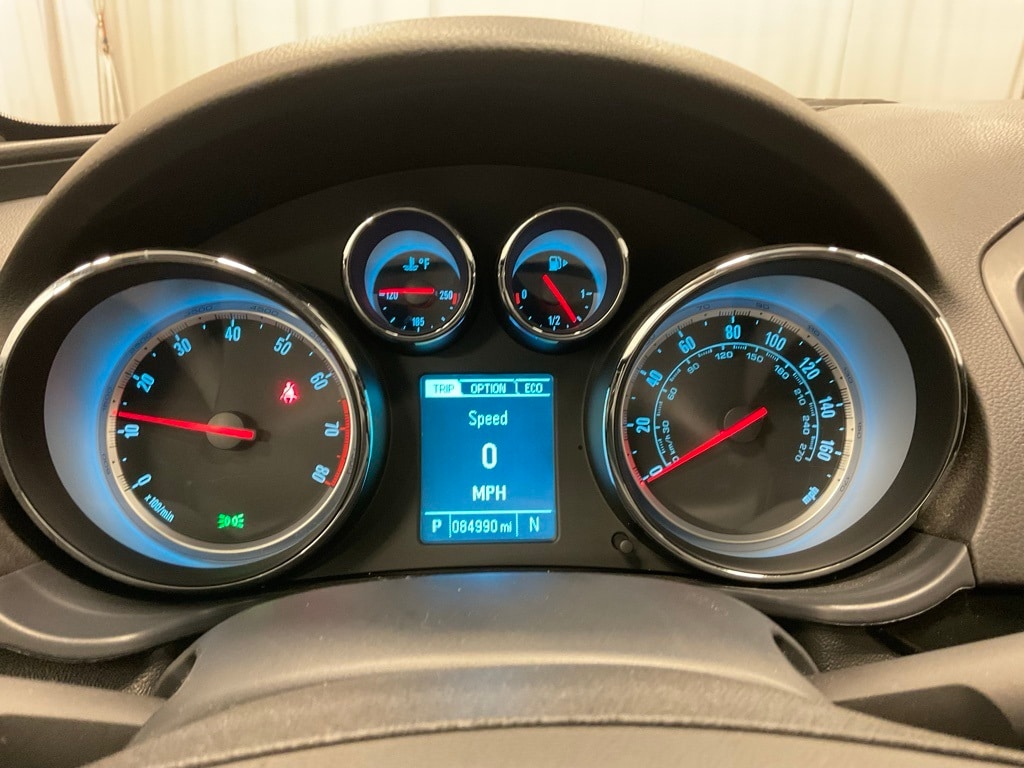 Used 2013 Buick Regal Premium 1 with VIN 2G4GS5EVXD9244045 for sale in Moorhead, Minnesota