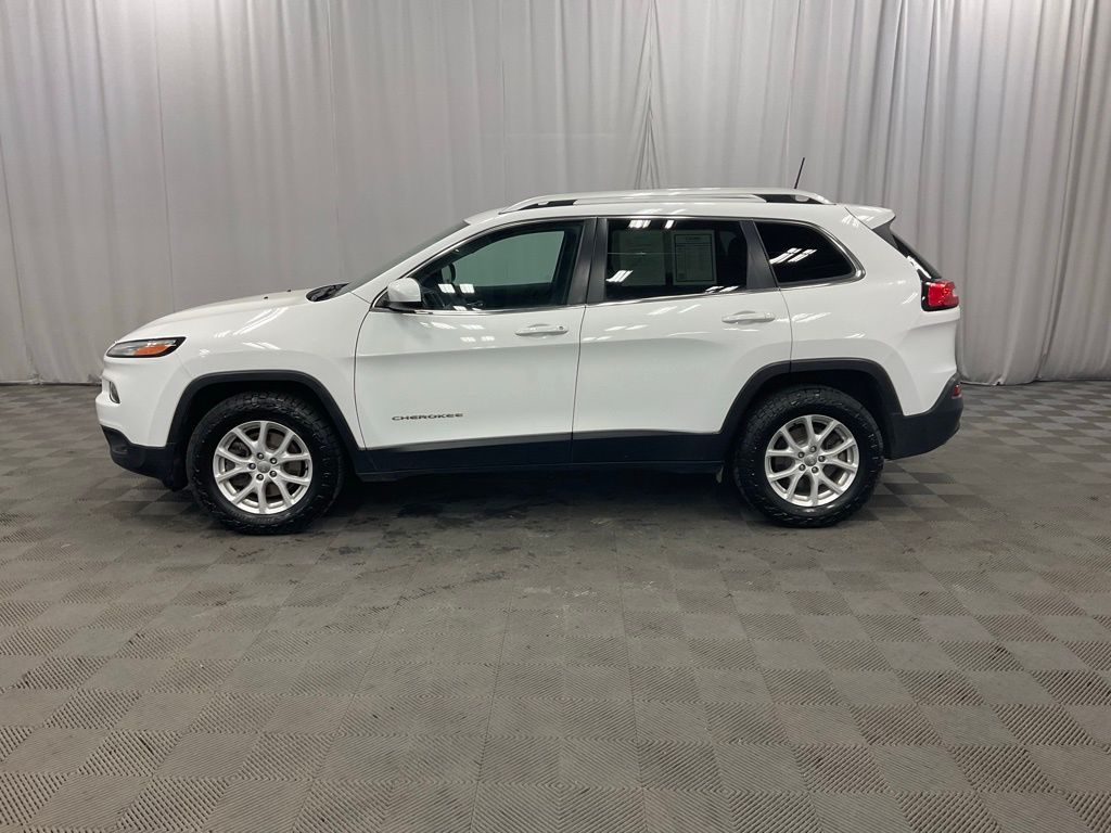 Used 2017 Jeep Cherokee Latitude with VIN 1C4PJMCS0HD215981 for sale in Moorhead, Minnesota