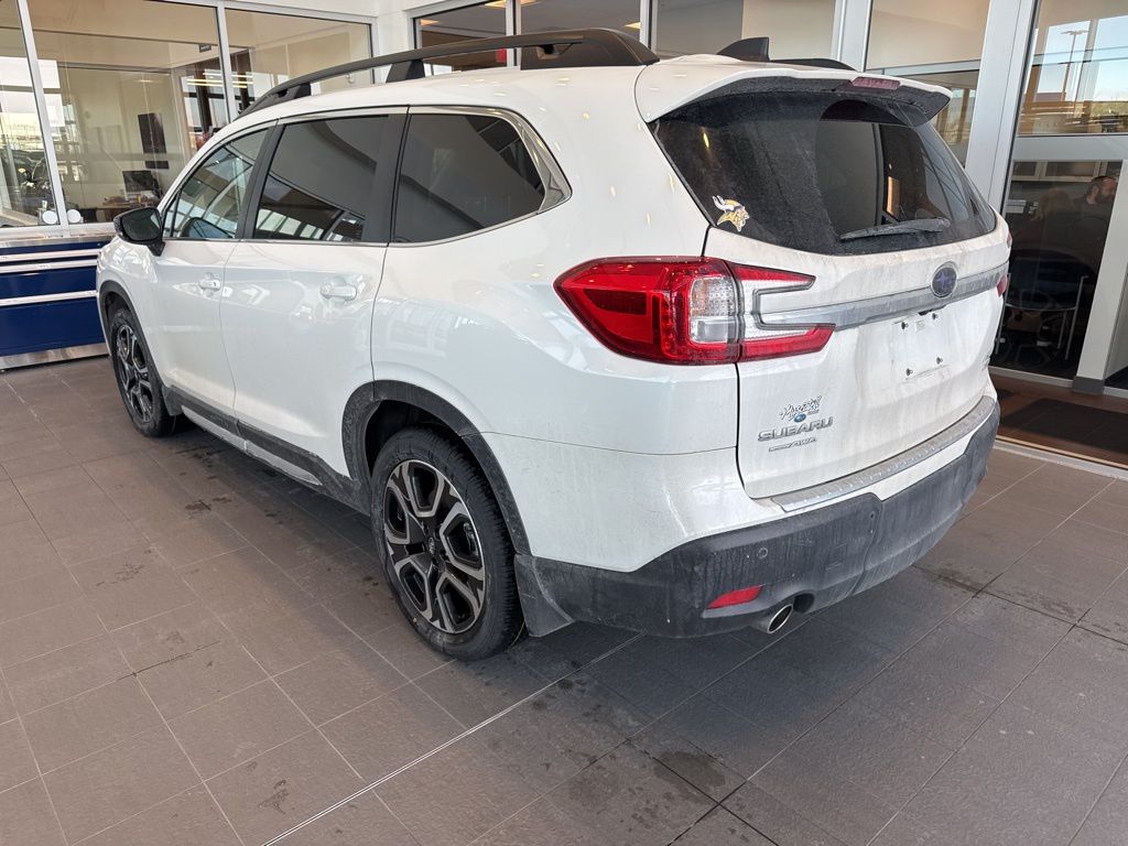 2024 Subaru Ascent Limited photo 4