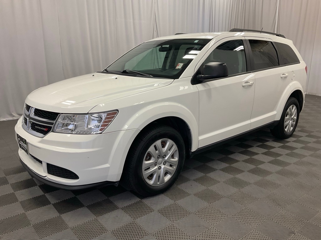 Used 2016 Dodge Journey SE with VIN 3C4PDCAB6GT119883 for sale in Moorhead, Minnesota