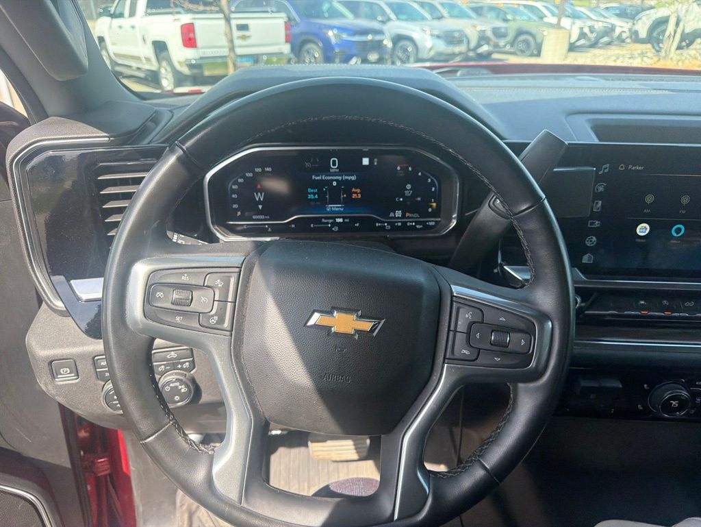 Used 2023 Chevrolet Silverado 1500 LT with VIN 1GCUDDE80PZ249982 for sale in Moorhead, Minnesota