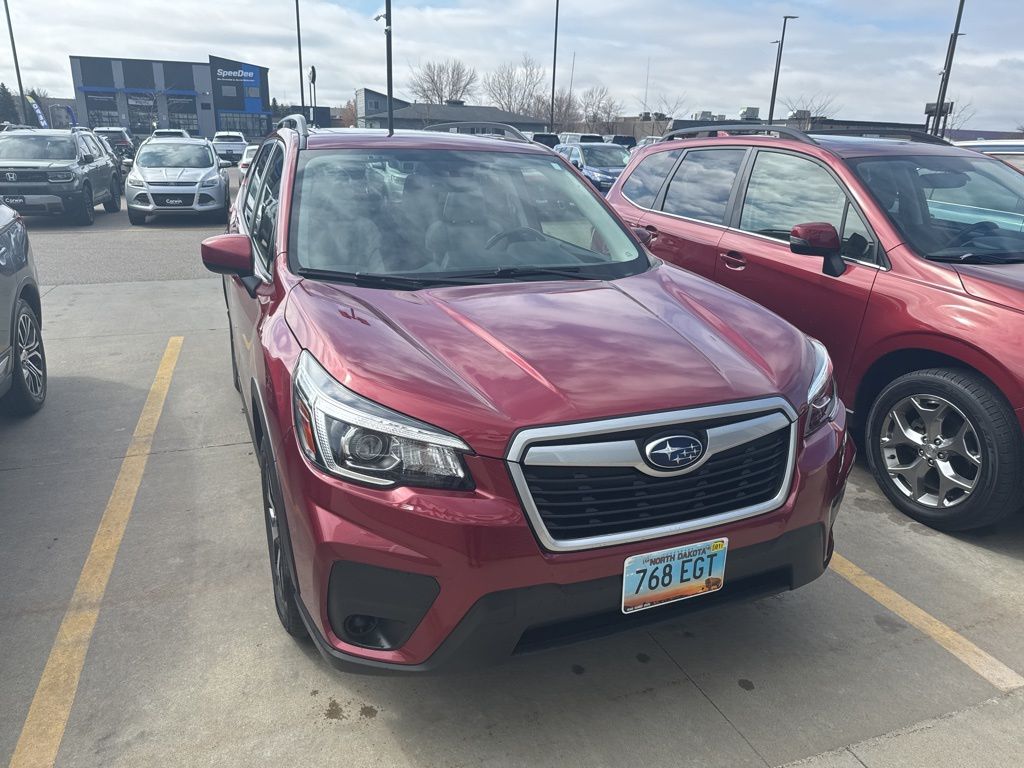 Used 2019 Subaru Forester Premium with VIN JF2SKAEC8KH584827 for sale in Moorhead, Minnesota