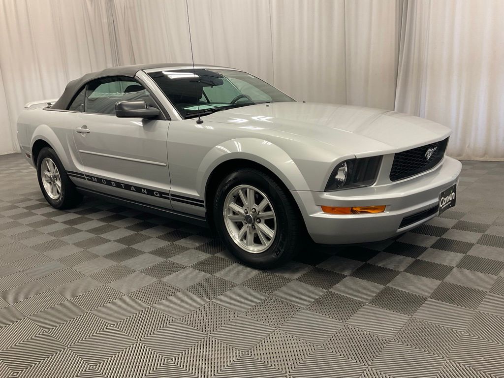 Used 2006 Ford Mustang Premium with VIN 1ZVFT84N165143523 for sale in Moorhead, Minnesota