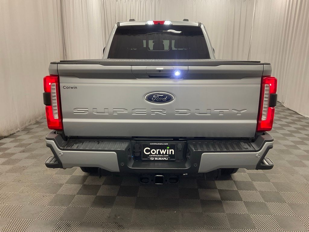 2024 Ford F-250 Lariat photo 3