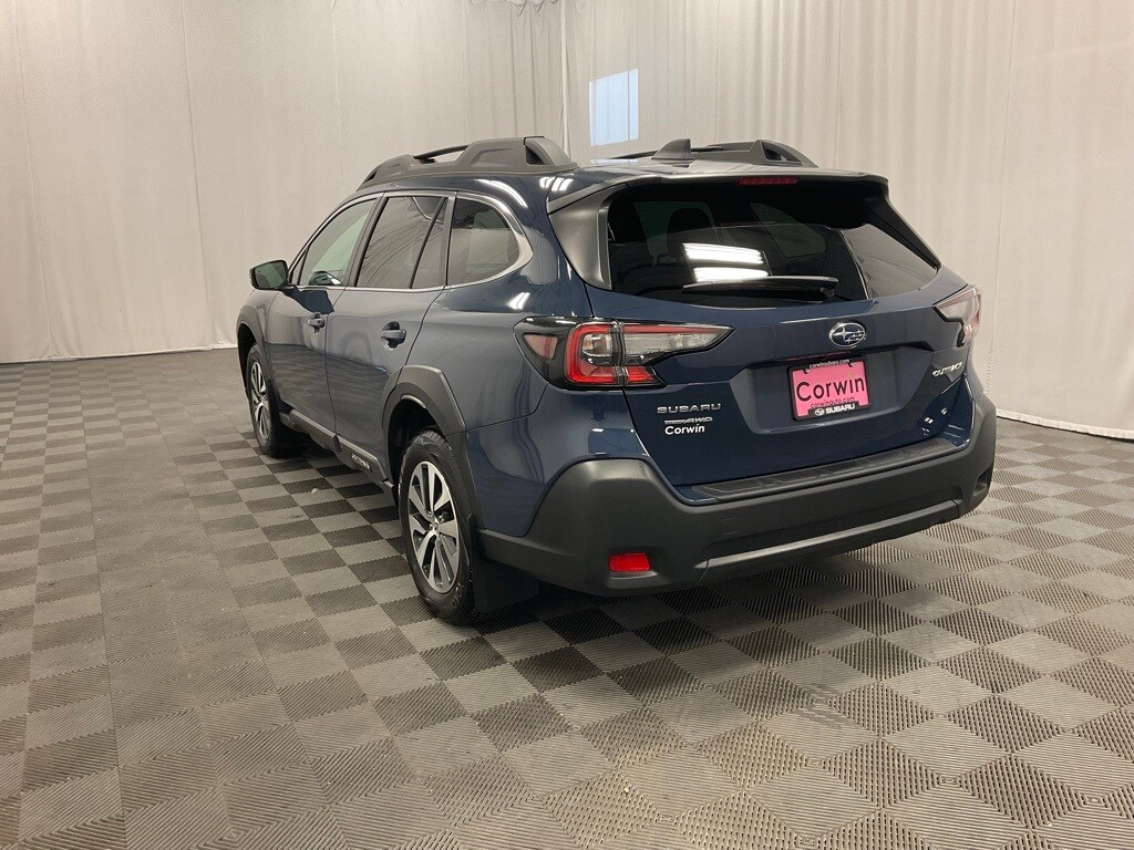2023 Subaru Outback Premium photo 4