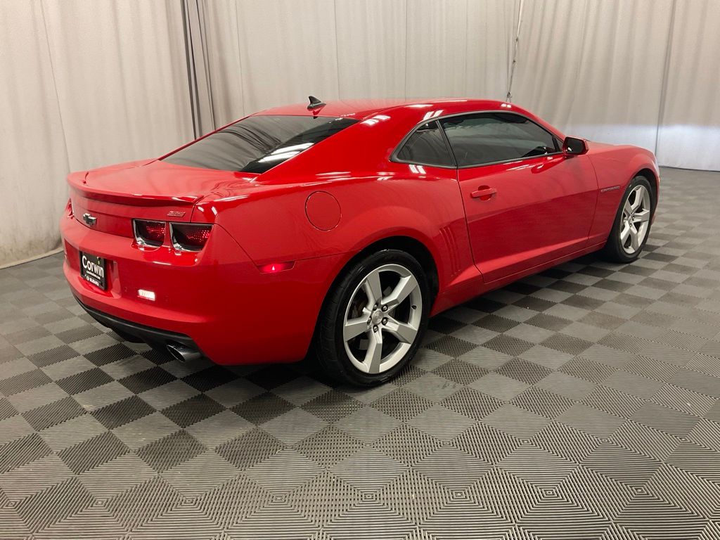 Used 2011 Chevrolet Camaro 2SS with VIN 2G1FK1EJ9B9151903 for sale in Moorhead, Minnesota