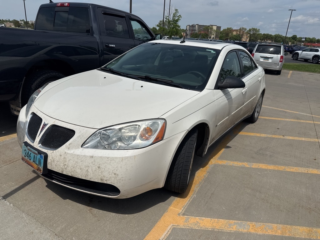 Used 2008 Pontiac G6 G6 with VIN 1G2ZG57B684126962 for sale in Moorhead, Minnesota