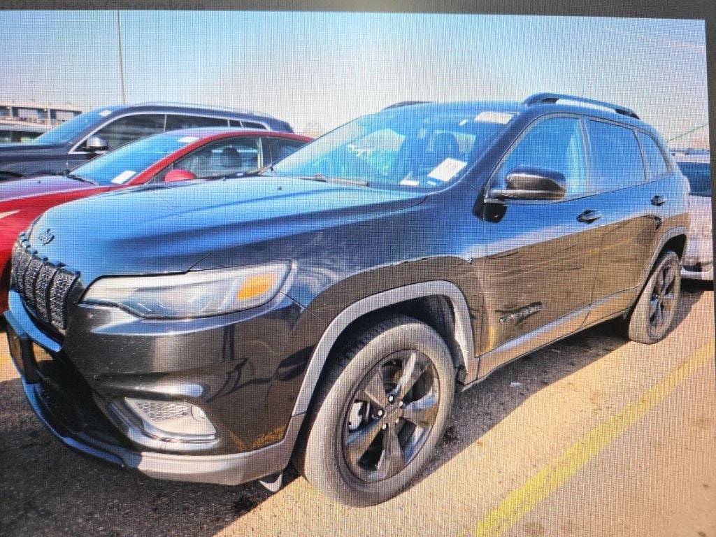 Used 2021 Jeep Cherokee Altitude with VIN 1C4PJMLB3MD142129 for sale in Moorhead, Minnesota