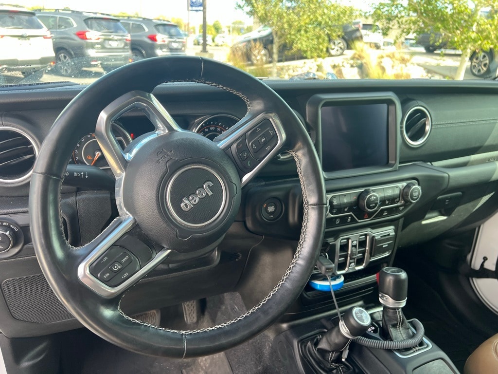 Used 2021 Jeep Gladiator Overland with VIN 1C6HJTFG4ML606077 for sale in Moorhead, Minnesota