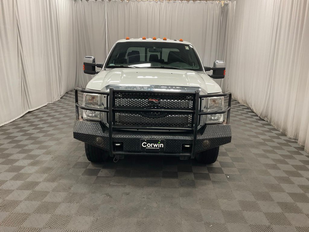 2013 Ford F-250 Lariat photo 3