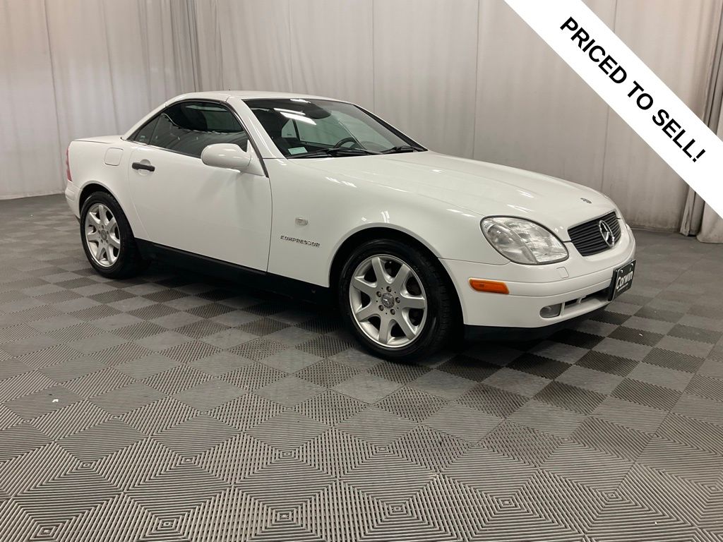 Used 2000 Mercedes-Benz SLK SLK230 Kompressor with VIN WDBKK47F1YF159489 for sale in Moorhead, Minnesota