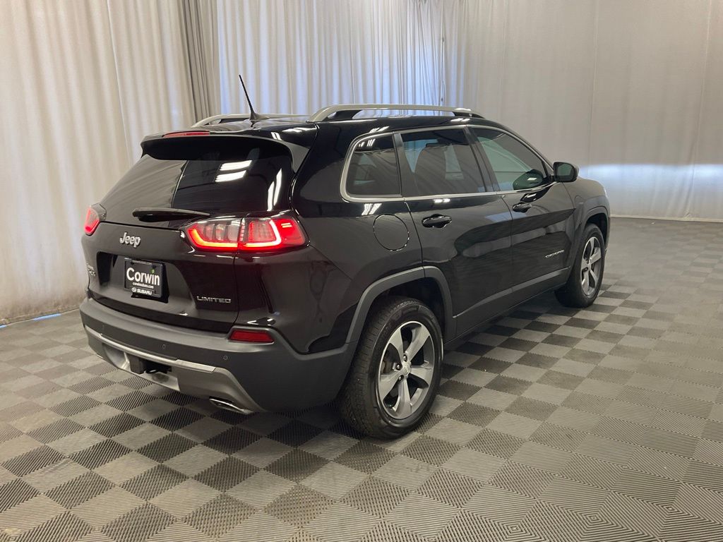 Used 2019 Jeep Cherokee Limited with VIN 1C4PJMDX2KD112501 for sale in Moorhead, Minnesota