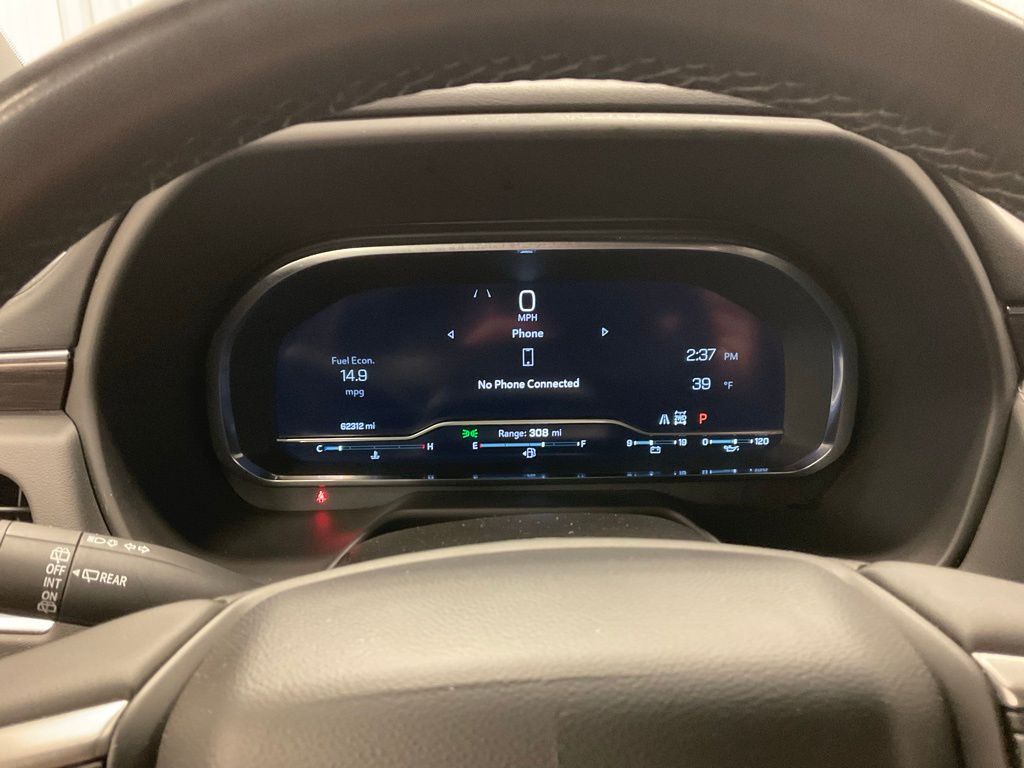 Used 2024 Chevrolet Suburban LT with VIN 1GNSKCKD6RR246667 for sale in Moorhead, Minnesota