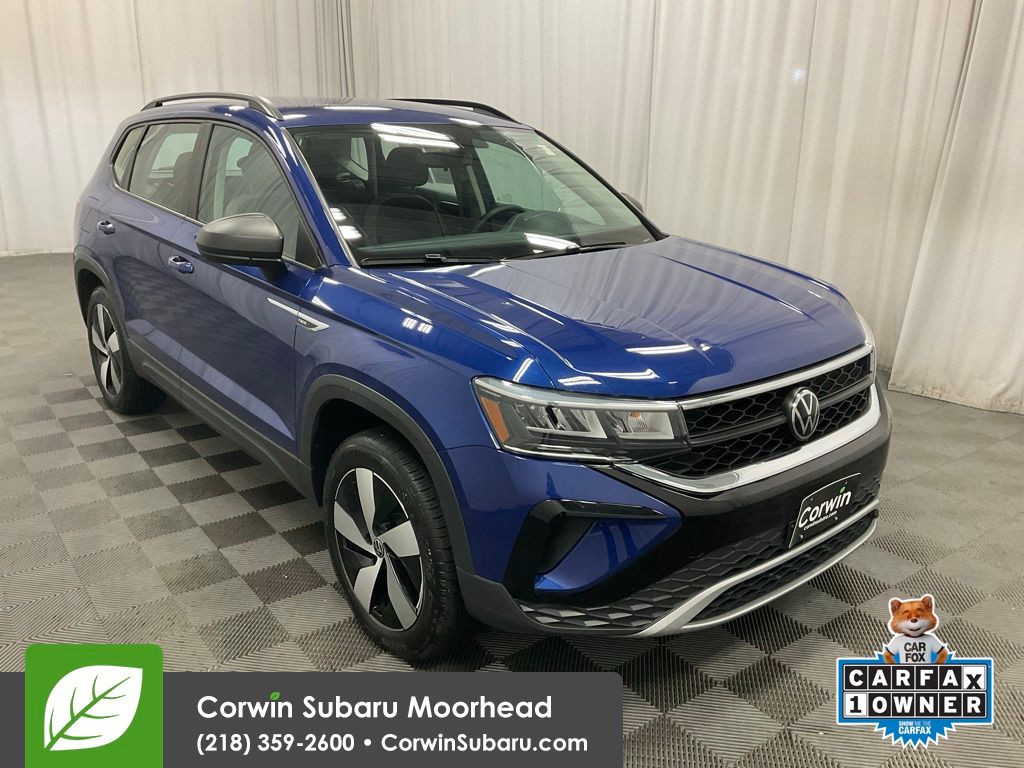 2023 Volkswagen Taos S's photo