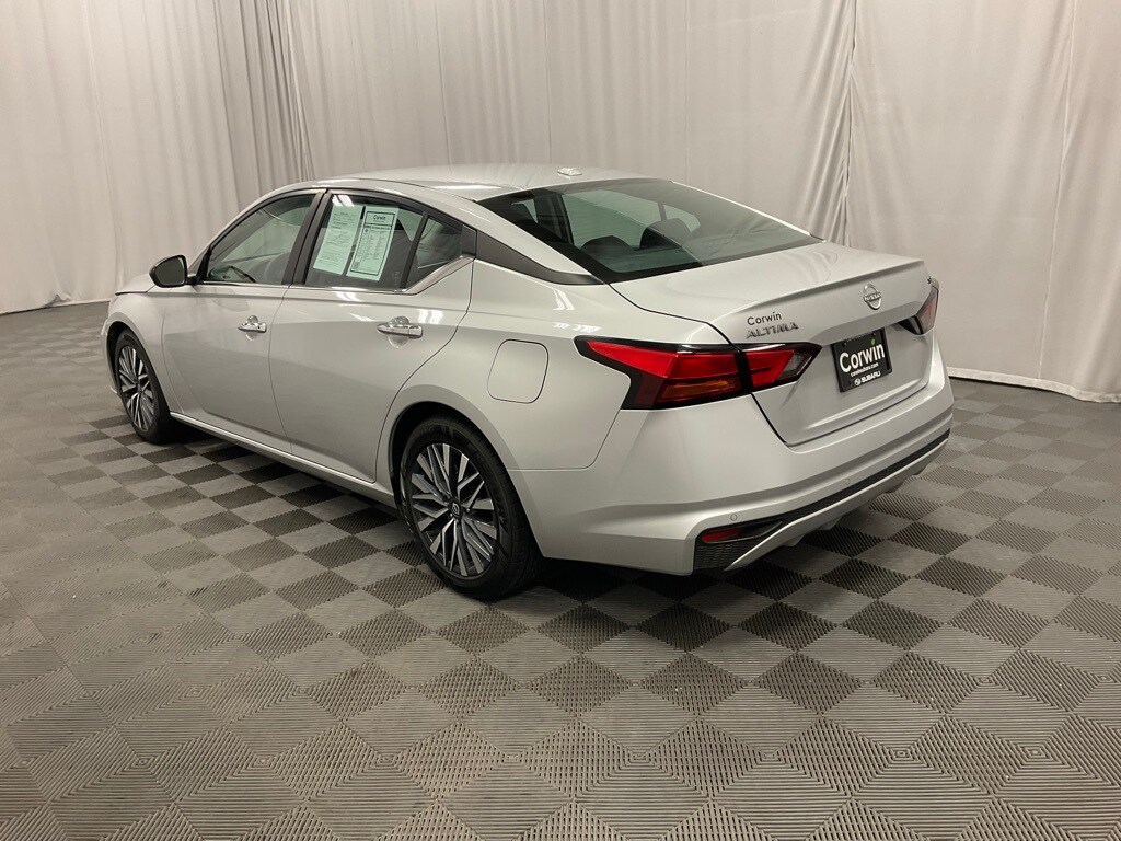 2024 Nissan Altima 2.5 SV photo 3