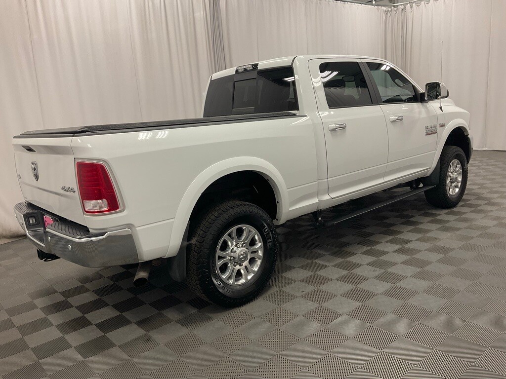 2017 Ram 2500 Laramie photo 3