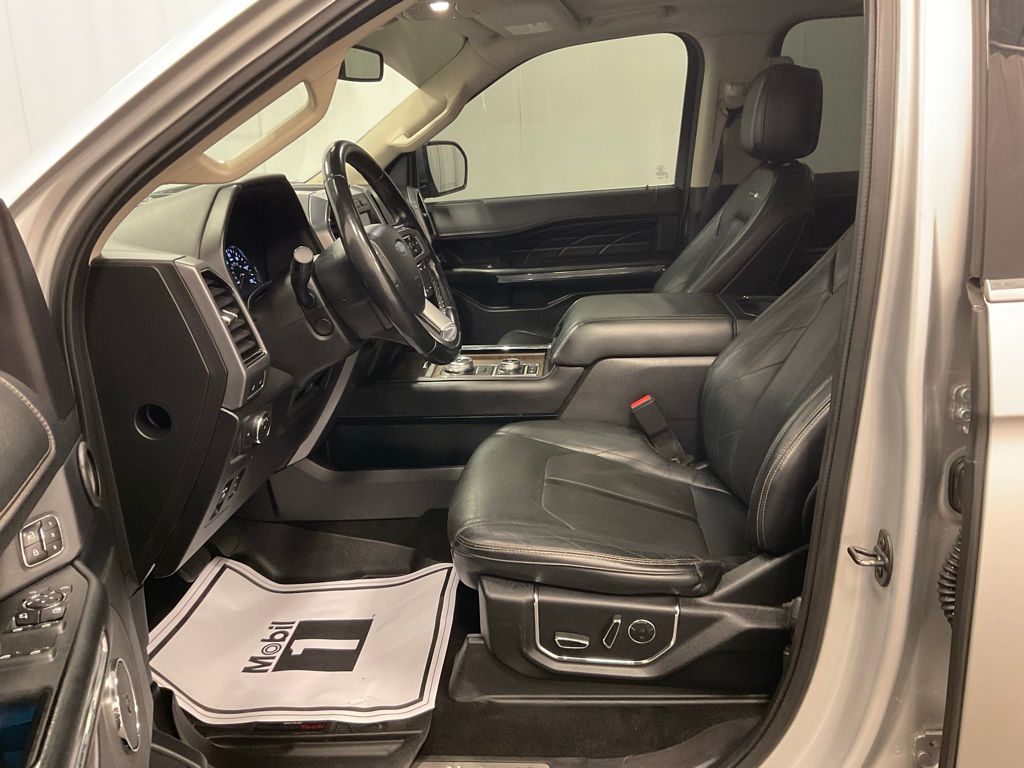 Used 2019 Ford Expedition Platinum with VIN 1FMJK1MT7KEA35323 for sale in Moorhead, Minnesota