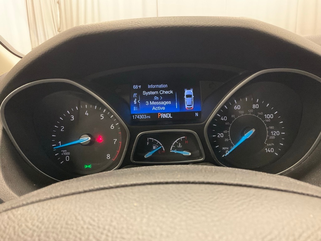 Used 2016 Ford Focus SE with VIN 1FADP3F29GL340849 for sale in Moorhead, Minnesota