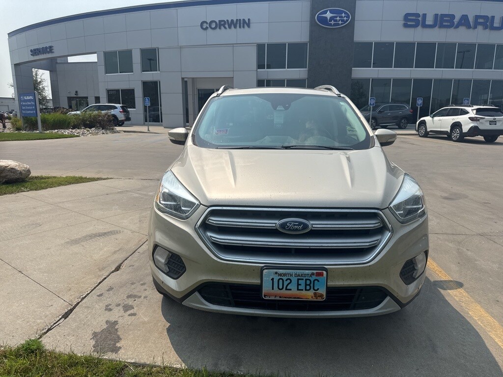 2017 Ford Escape Titanium photo 2