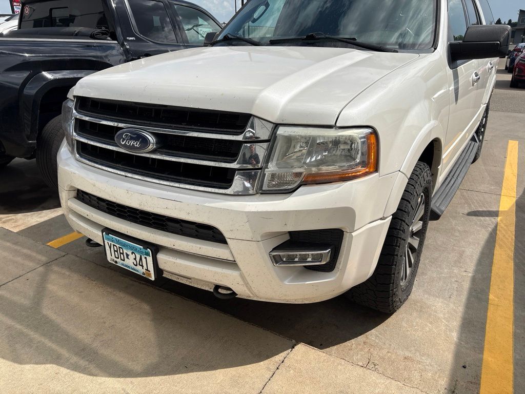 Used 2017 Ford Expedition XLT with VIN 1FMJK1JT3HEA26308 for sale in Moorhead, Minnesota