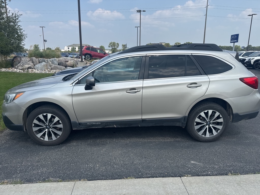 Used 2017 Subaru Outback Limited with VIN 4S4BSANC1H3376661 for sale in Moorhead, Minnesota