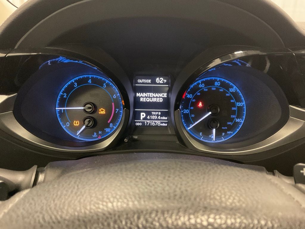 Used 2014 Toyota Corolla S with VIN 5YFBURHE6EP009364 for sale in Moorhead, Minnesota