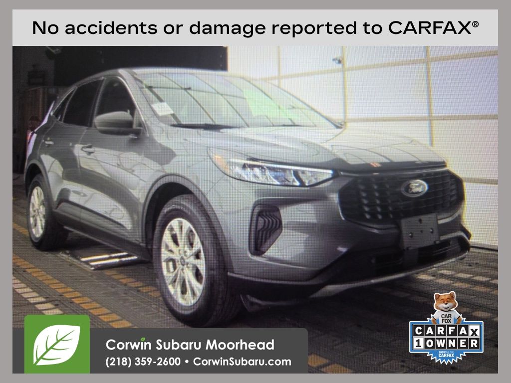 2023 Ford Escape Active's photo