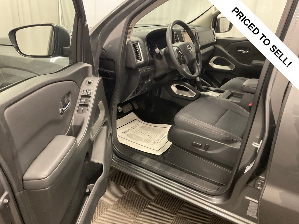 Used 2024 Nissan Frontier SV with VIN 1N6ED1EK5RN630958 for sale in Moorhead, Minnesota
