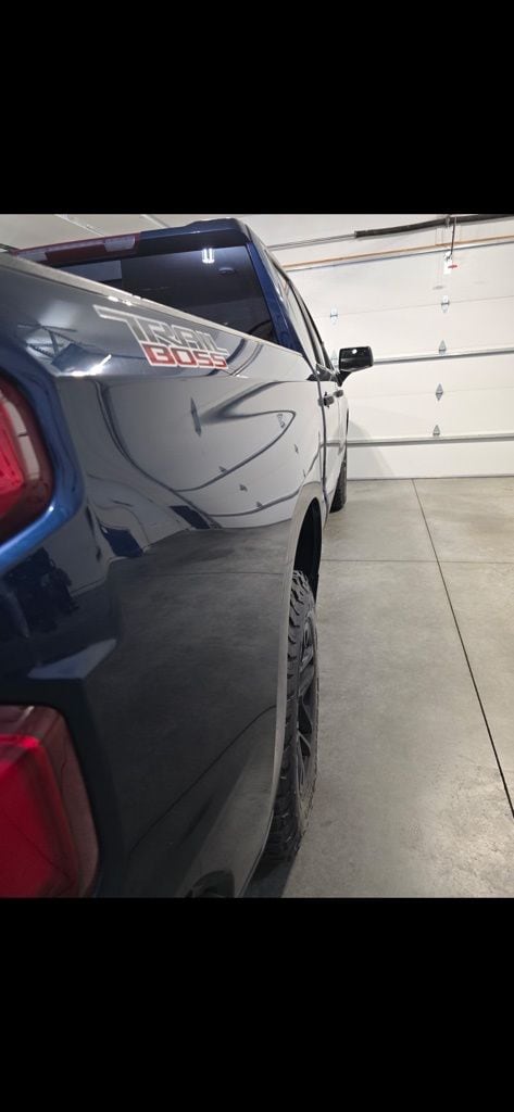 Used 2021 Chevrolet Silverado 1500 LT Trail Boss with VIN 3GCPYFELXMG348175 for sale in Moorhead, Minnesota