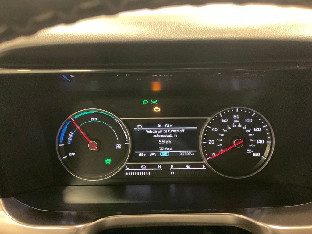 Used 2021 Kia Sorento S Hybrid with VIN KNDRG4LG2M5049017 for sale in Moorhead, Minnesota