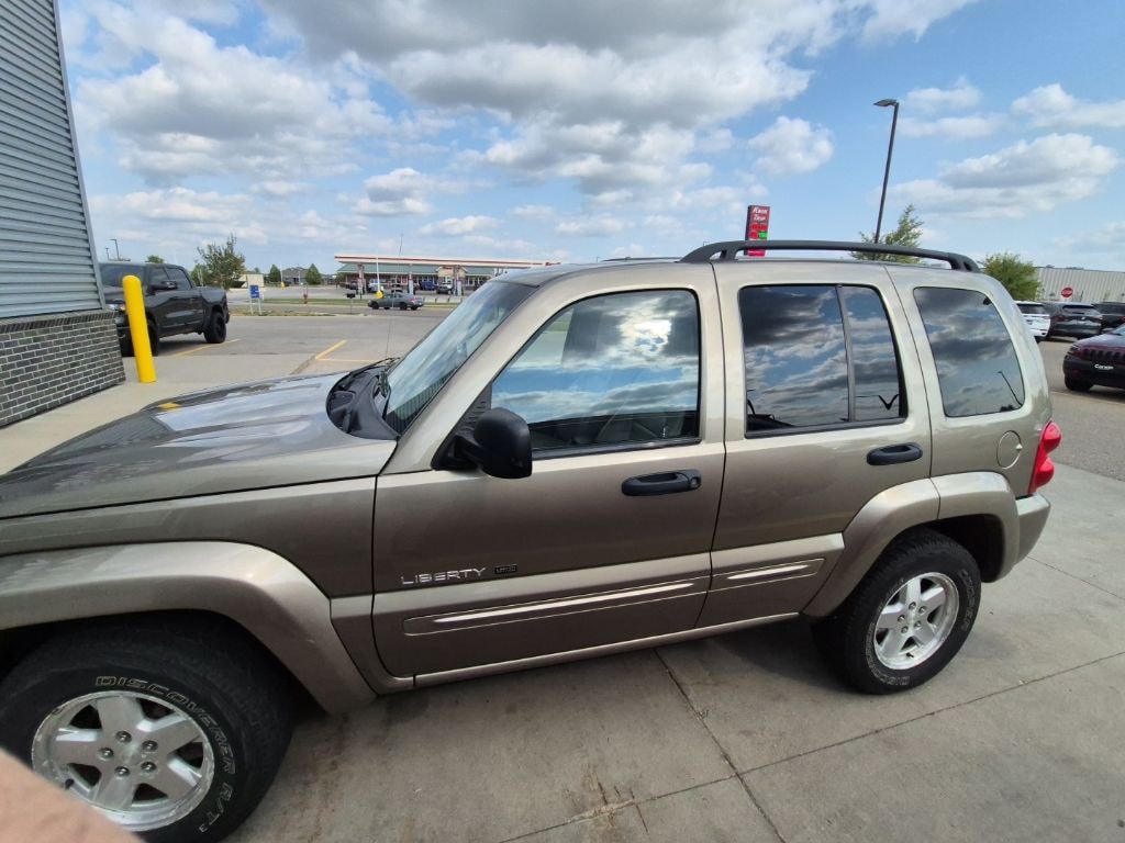 Used 2003 Jeep Liberty Limited Edition SUV
