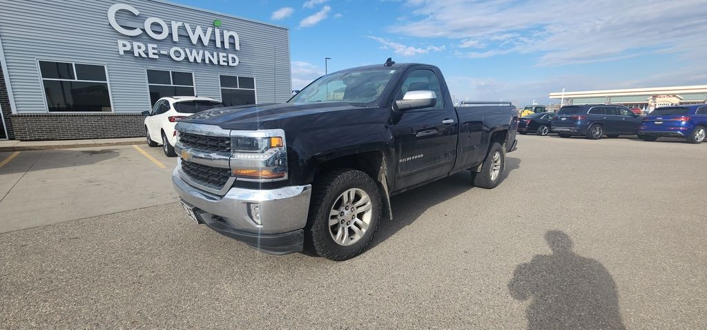 Used 2016 Chevrolet Silverado 1500 LT with VIN 1GCNKREC6GZ293433 for sale in Moorhead, Minnesota